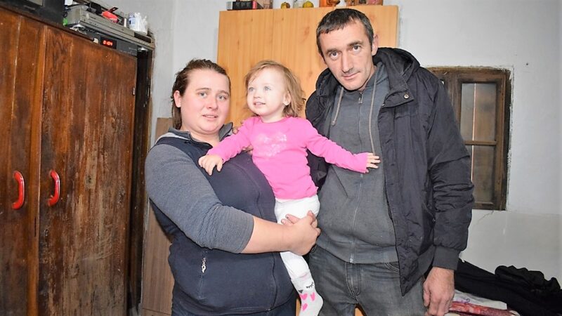 Породица Матић: Миломир и Драгана са ћерком Анђелом