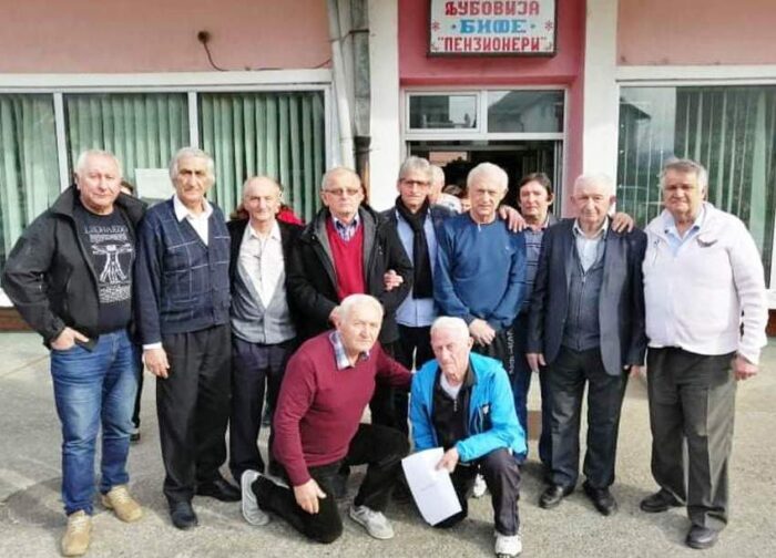 Predsednici udruzenja penzionera iy 11 opstina na takmicenju u Ljuboviji (1)