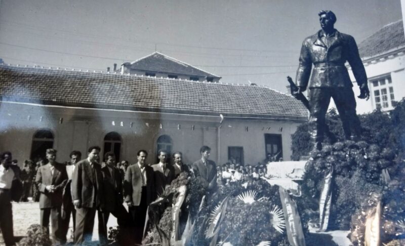 Откривање споменика, 1954. год.