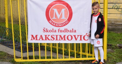 Школа фудбала МАКСИМОВИЋ