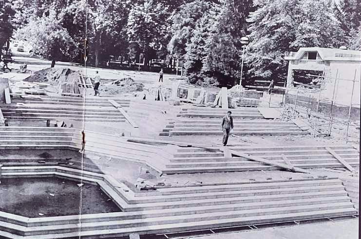 Градња Трга 1984-85.