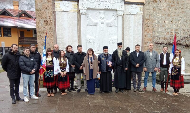 Заједничка фотографија, након полагања венаца