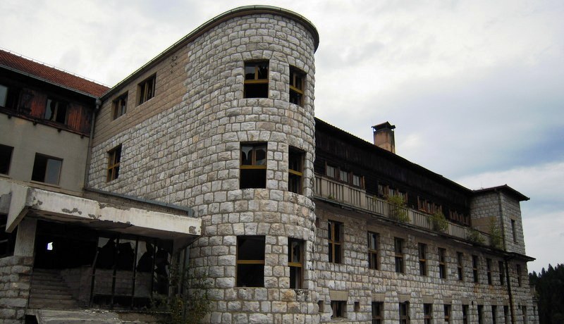 Хотел Тара, од сјаја до очаја